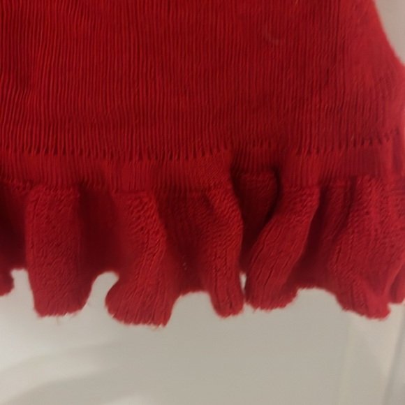 Cute red sweater tank! - Picture 3 of 5